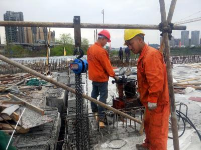 綿陽雙杯大橋施工現(xiàn)場(chǎng)